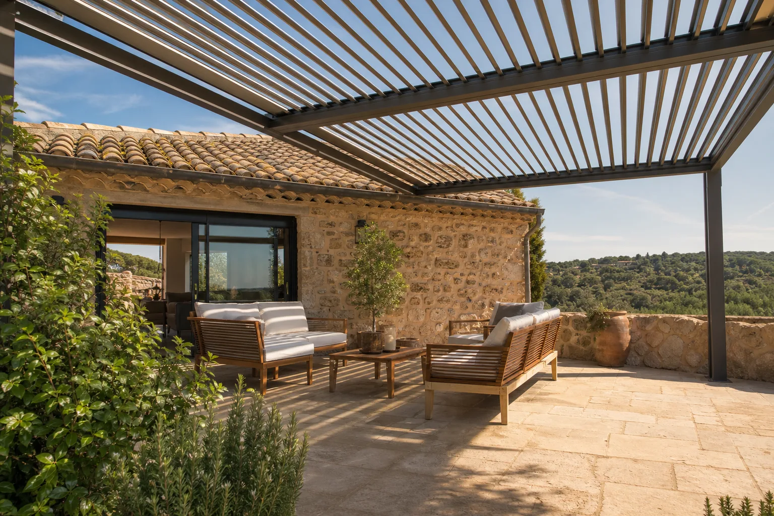 Pergola bioclimatique Saint-Hilaire-de-Brethmas — installation sur mesure dans le Gard (30)
