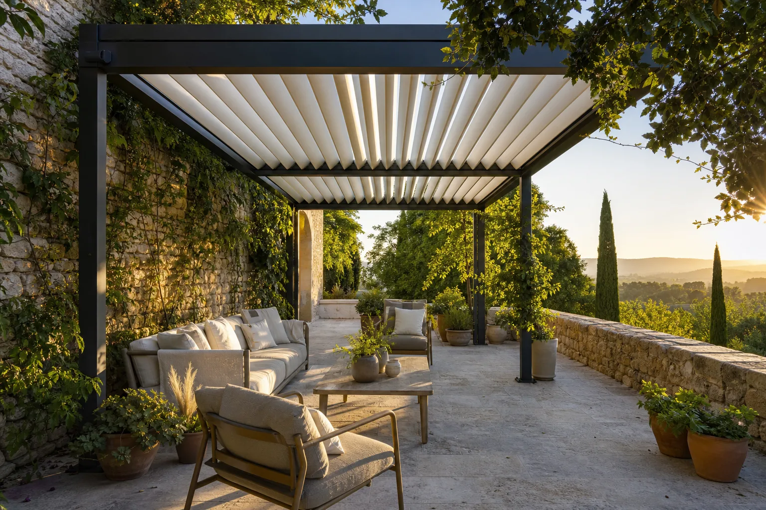 Pergola bioclimatique Uzès — installation sur mesure dans le Gard (30)